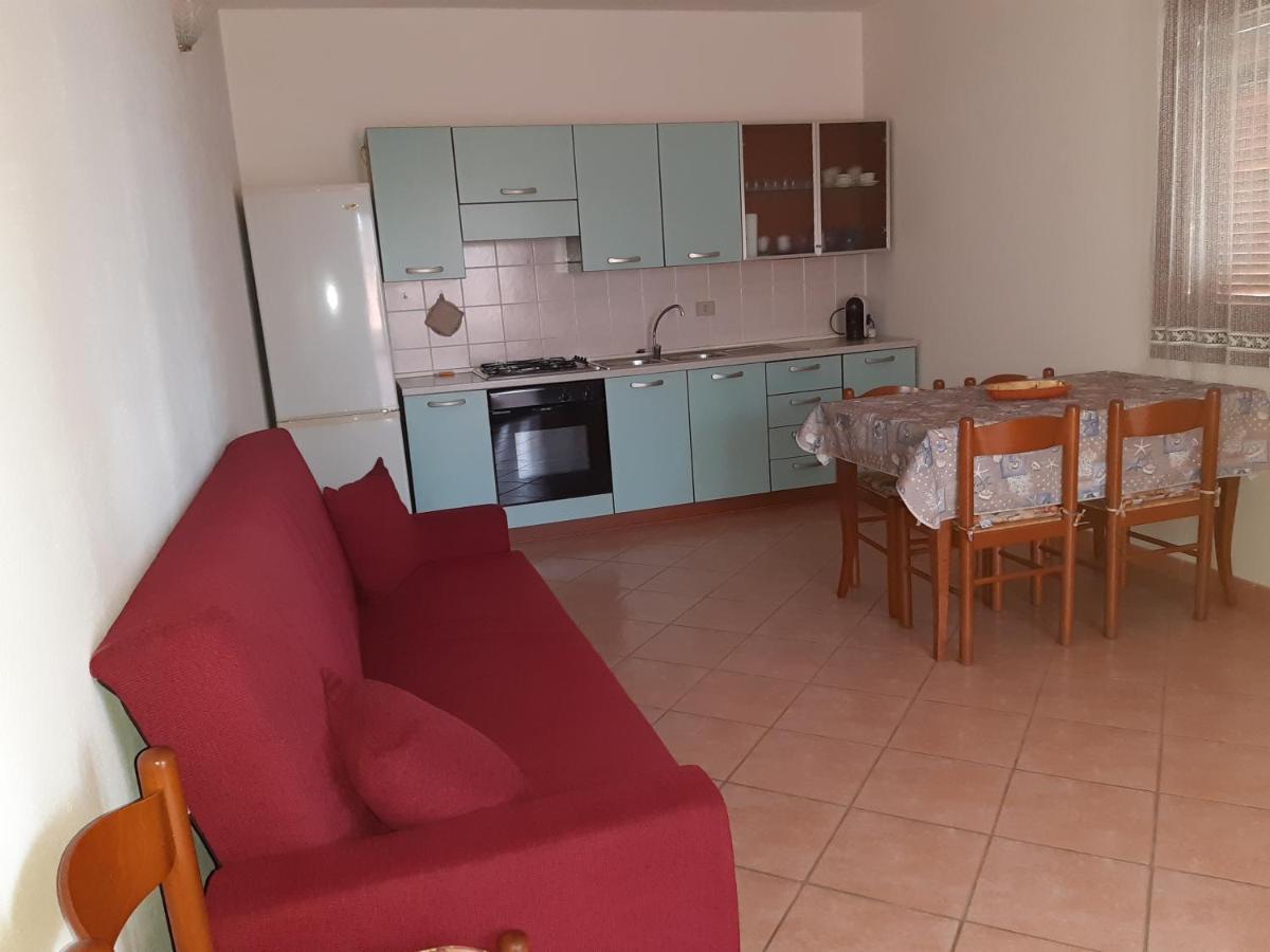 Suaredda San Teodoro Lägenhet San Teodoro  Exteriör bild